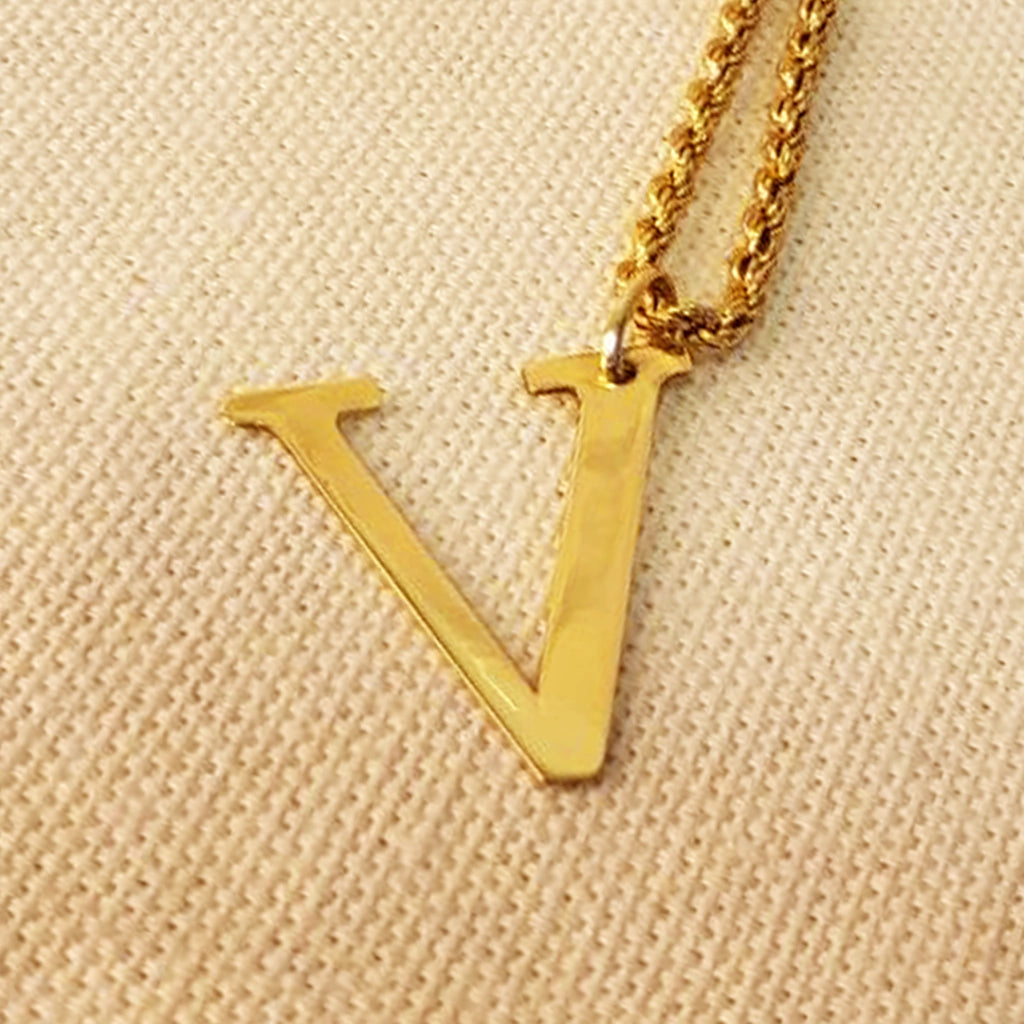 Pingente Letra em Ouro 18K
