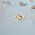 Anel infinito em ouro
