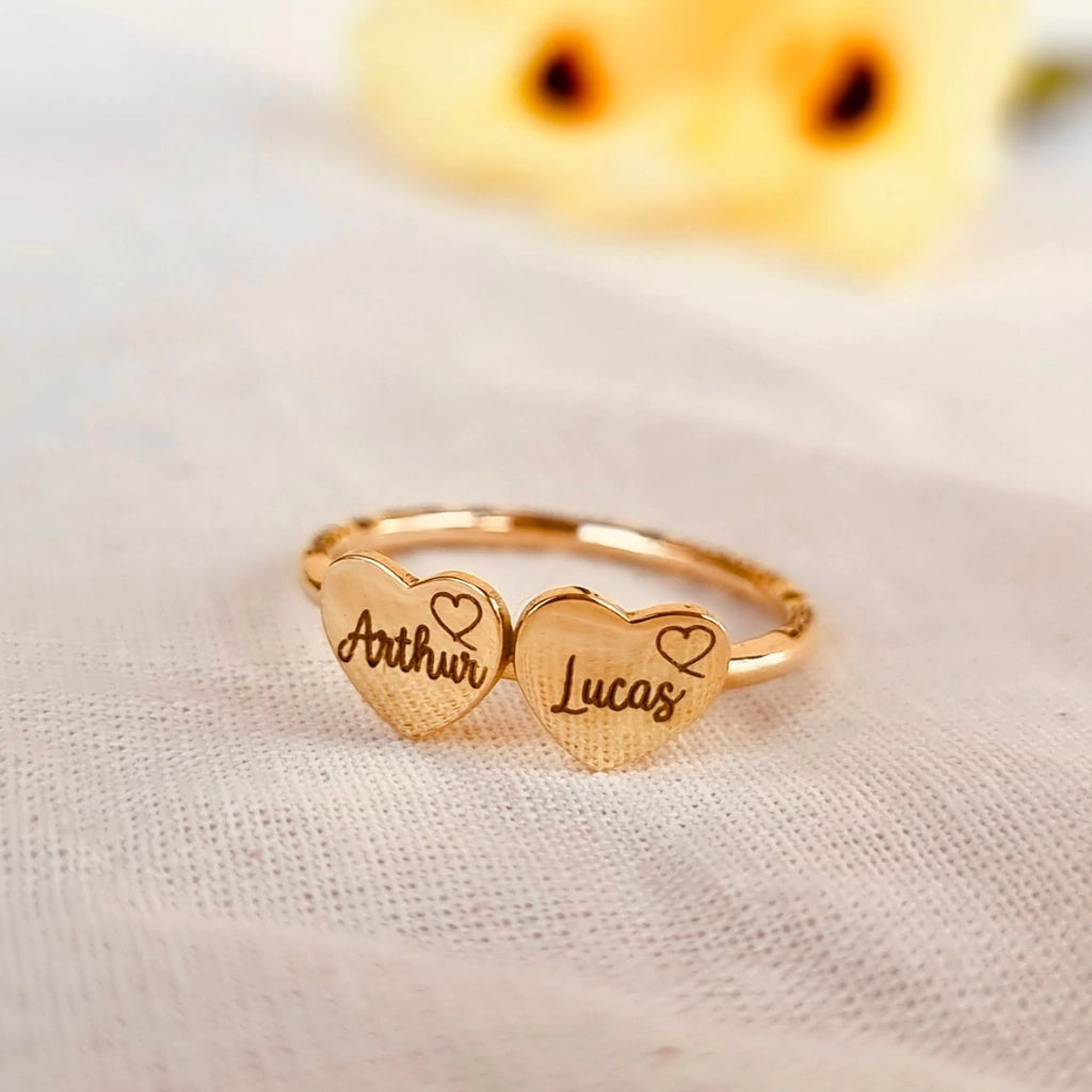 Anel filhos com dois corações em ouro 18k