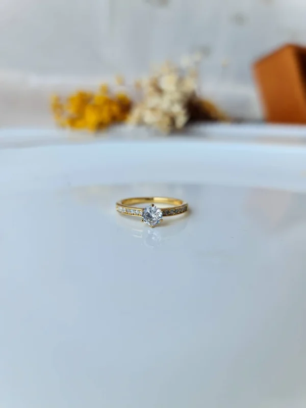 Solitário Margarida em Ouro 18k